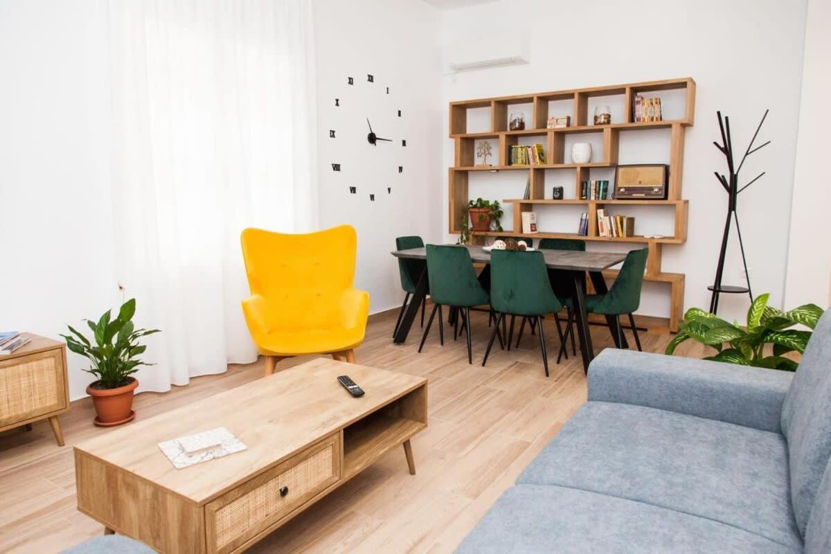 Beautiful New Apartment In Petralona أثينا المظهر الخارجي الصورة