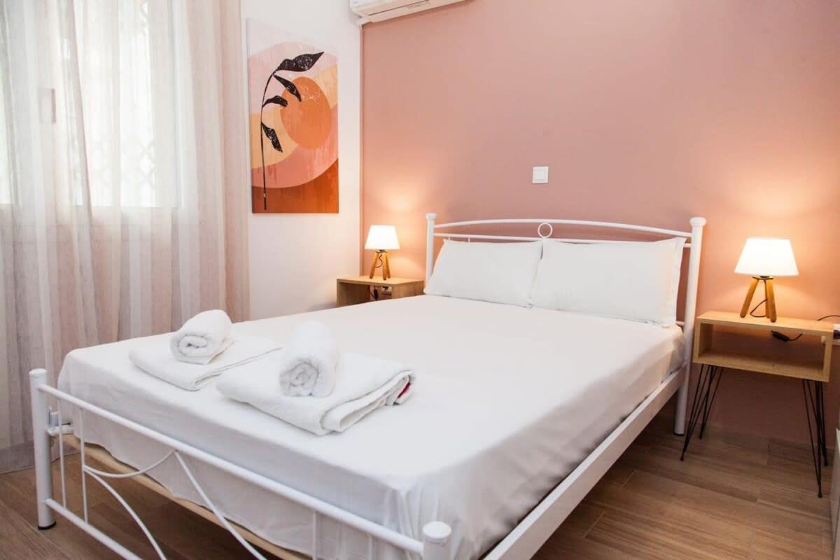Beautiful New Apartment In Petralona أثينا المظهر الخارجي الصورة